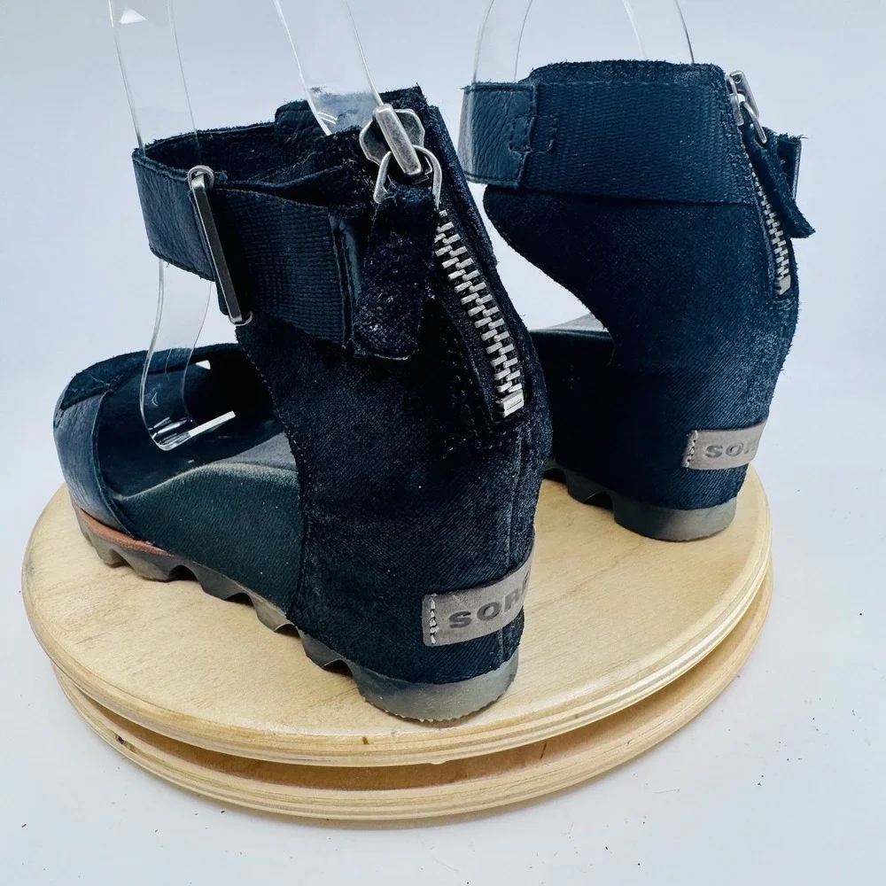 Sorel Joanie II Wedge Sandals Womens 8.5 Black Ankle Strap Zipper Shoes